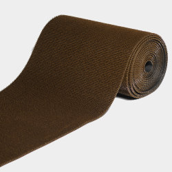 Щетинистое покрытие Травка БалтТурф, 135 "Стандарт" 0,9x15,0 м., коричневое